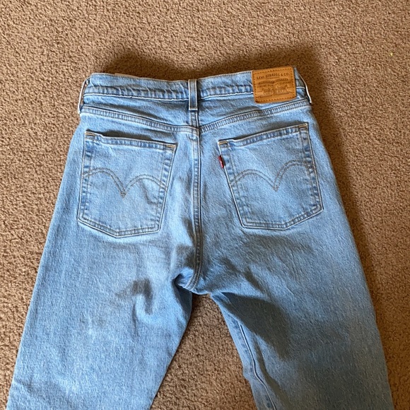 Levi’s Wedgie Jeans - Picture 2 of 3